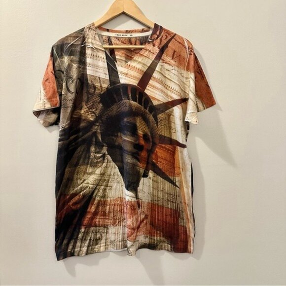 True Rock Statue of Liberty Sublimation V-Neck Tee 2XL USA Graphic Streetwear - Picture 4 of 11